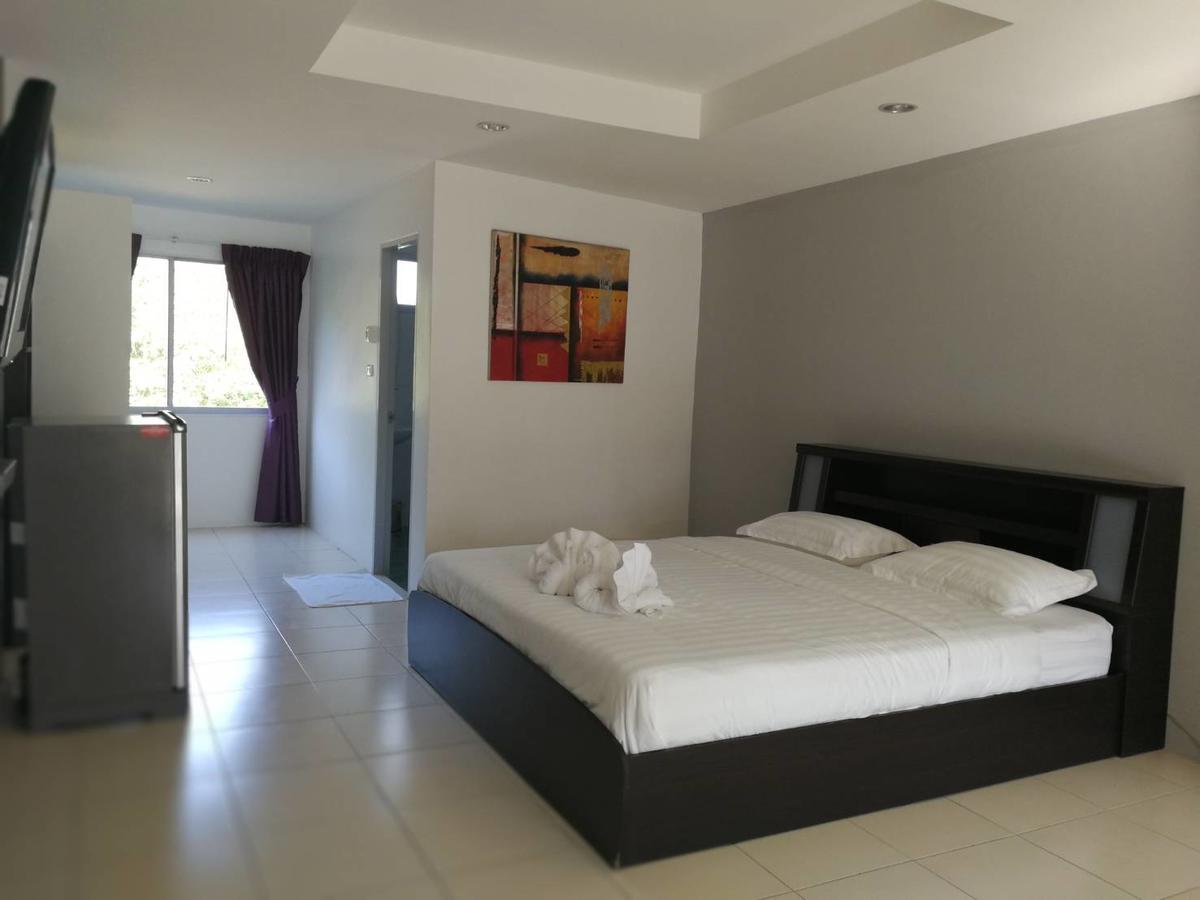 C&C Residence Bistro Restaurant Pattaya Dış mekan fotoğraf