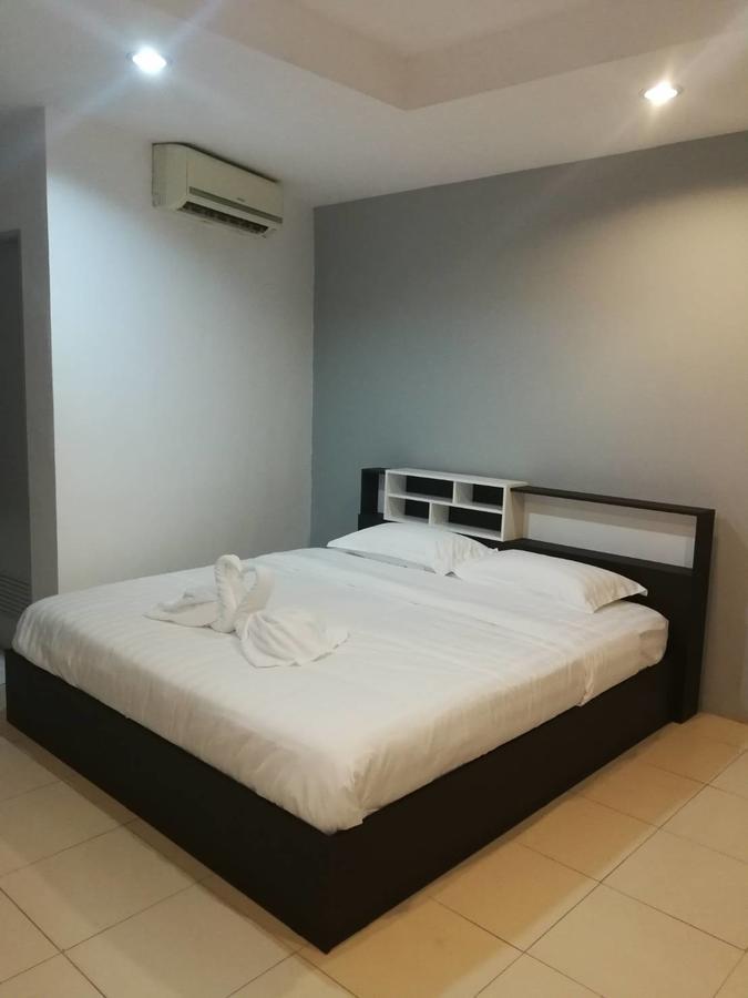 C&C Residence Bistro Restaurant Pattaya Dış mekan fotoğraf