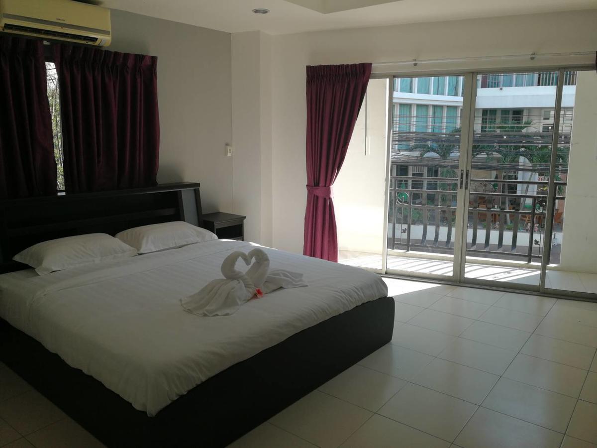C&C Residence Bistro Restaurant Pattaya Dış mekan fotoğraf
